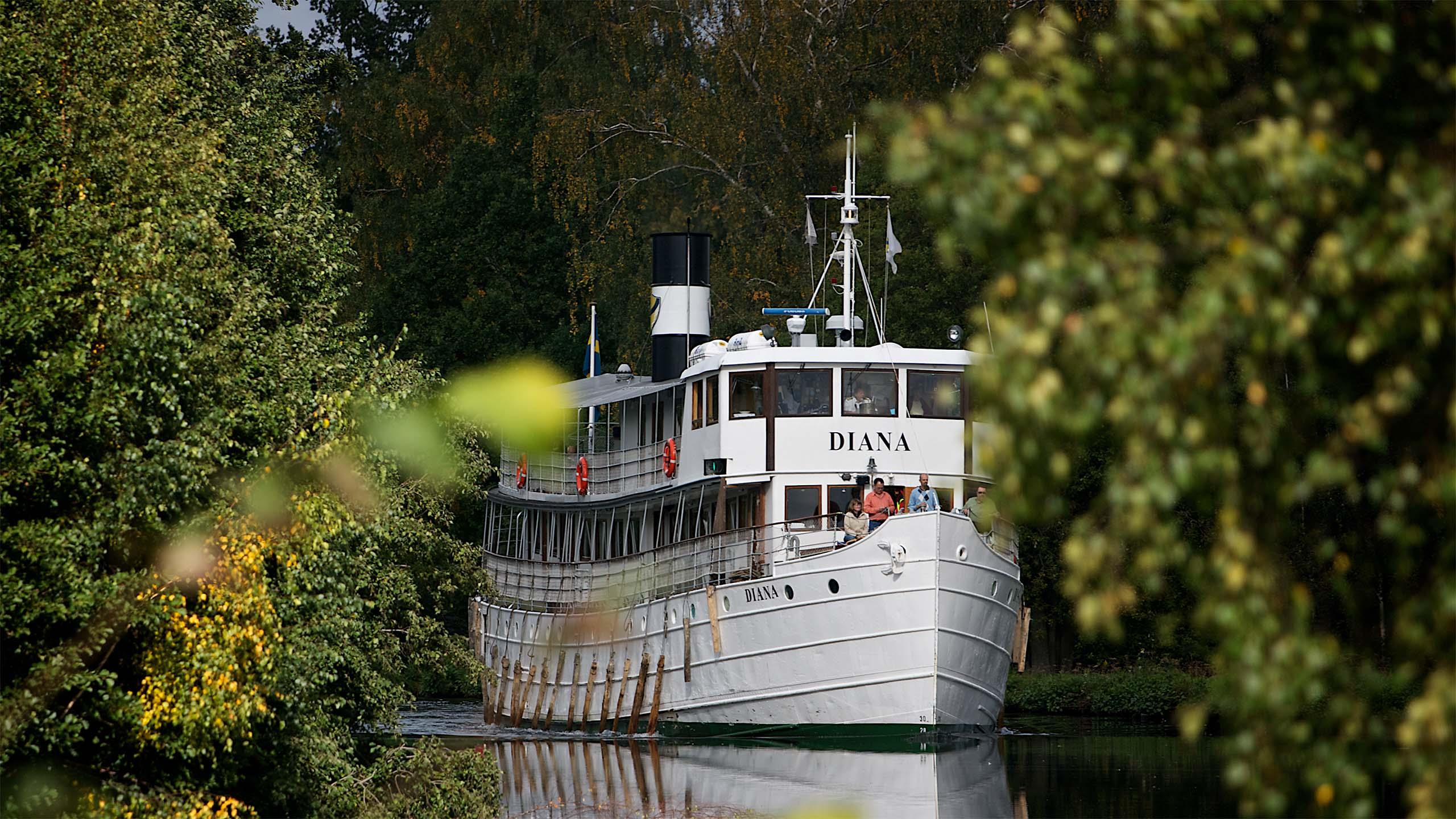 MS Diana unterwegs auf dem Göta Kanal