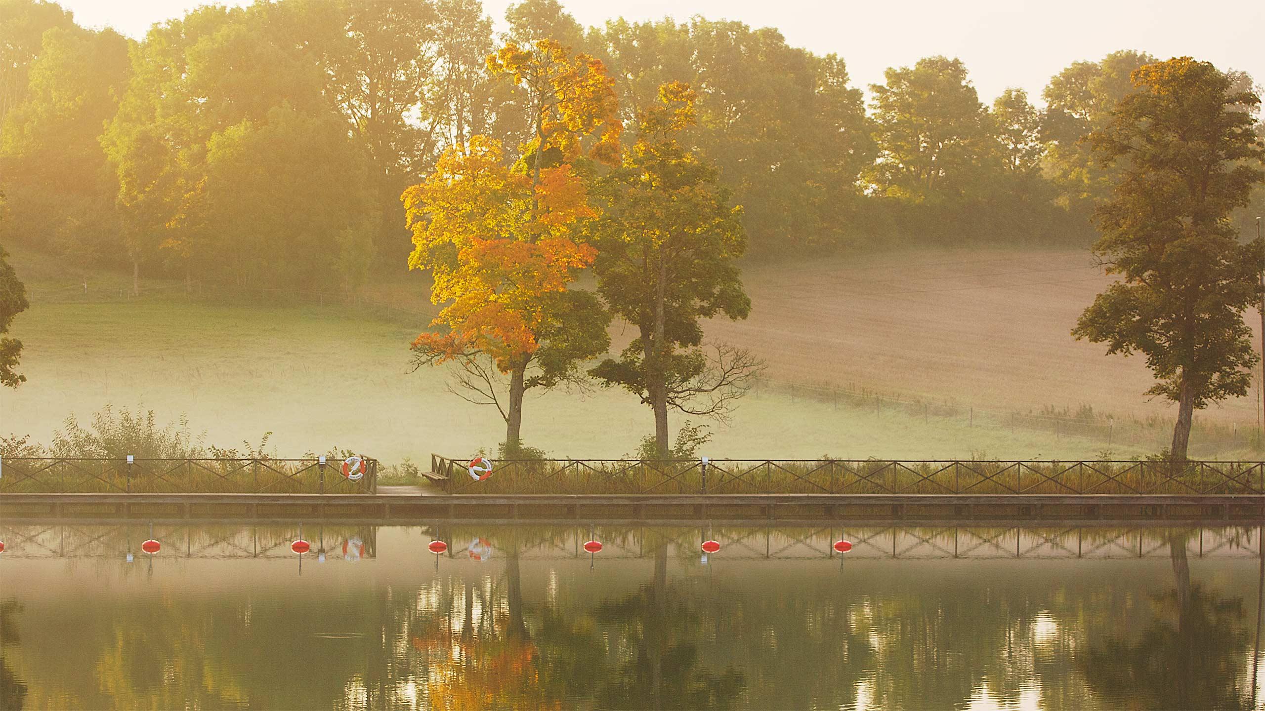 Spätsommermorgen am Göta Kanal