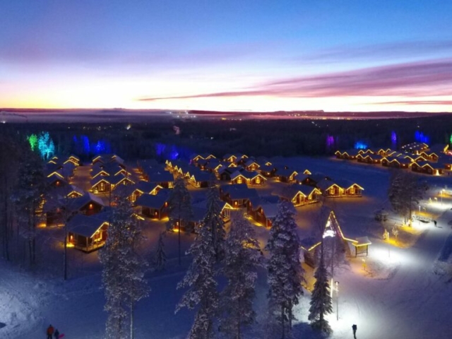 ©Santa Claus Holiday Village