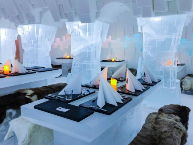 Dinner im Eishotel ©Arctic SnowHotel & Glass Igloos Rovaniemi