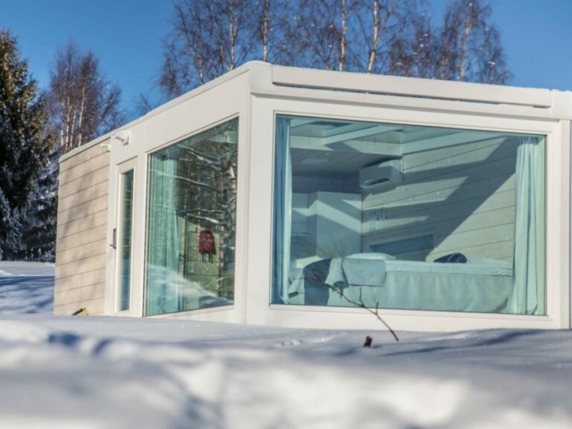 Blick auf eine Seaside Glass Villa © Kemi Tourism Ltd