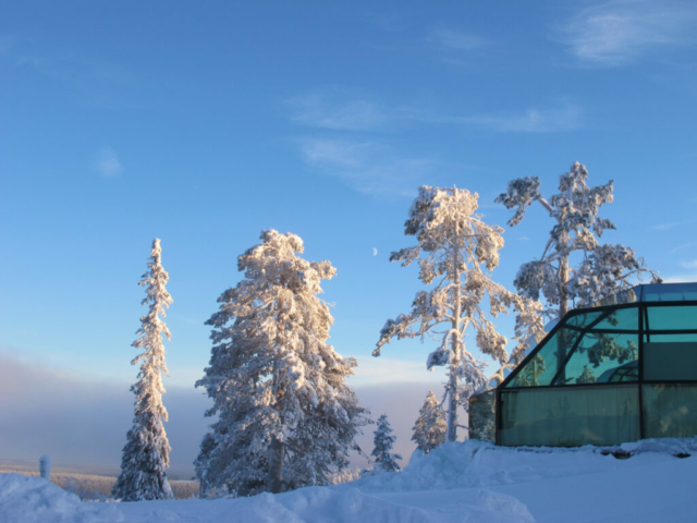 ©Golden Crown Glass Igloos
