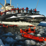Baden im Eis vor der Sampo © Kemi Tourism Ltd., Sampo