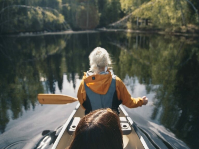 Mit dem Kanu auf dem Umeälv © Granö Beckasin