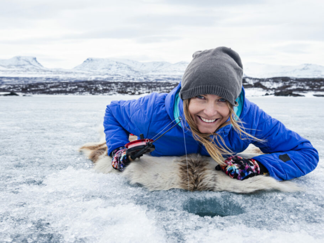 Eisfischen © swedishlapland