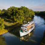 Durch stilles Wasser © Rederi AB Göta Kanal