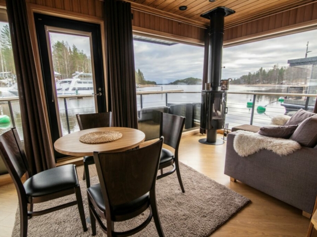 HOUSEBOAT © Hotel & Spa Resort Järvisydän