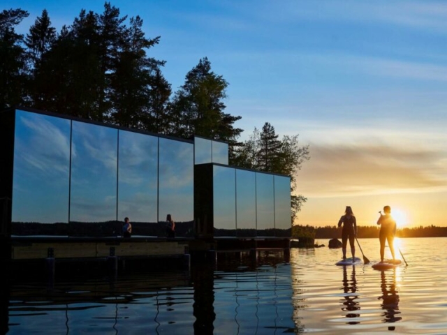 Mirrorhouse direkt am Wasser © Lehmonkärki Resort