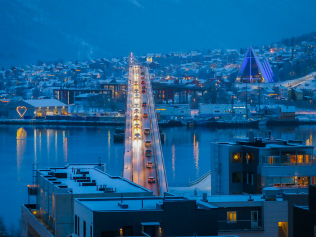 Tromsø © Yngve Olsen, Visit Norway