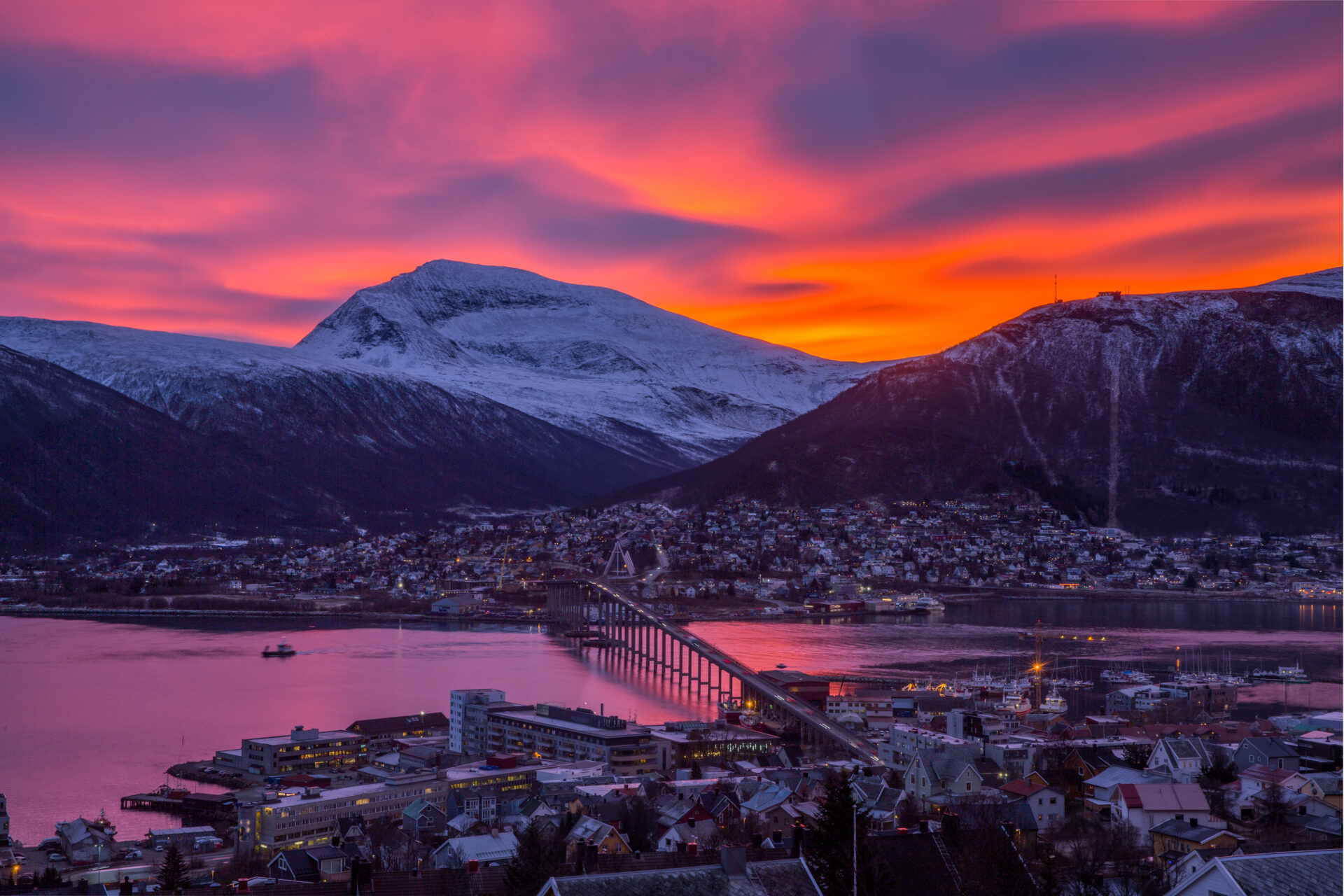 Tromsø ©Yngve Olsen , Visit Norway