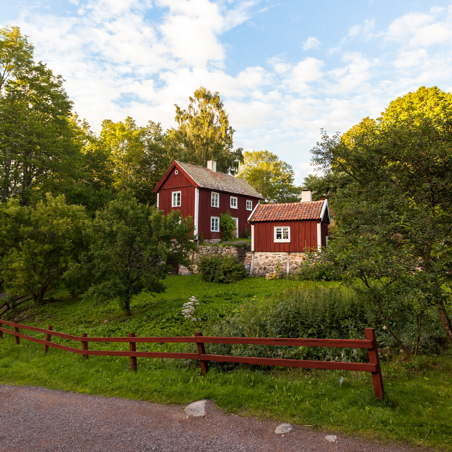 Rote Ferienhäuser in Småland © Christoffer Collin/imagebank.sweden.se