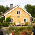 Gelbes Haus am Göta Kanal - Mem © Göta Kanal Rederi AB