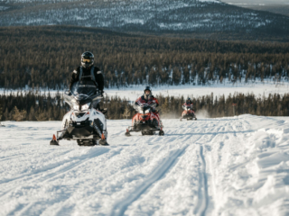Schneemobil Safari © Lapland Safaris