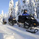 Schneemobiltour Finnland ©Vuokatti