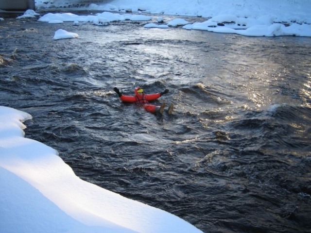 River floating © Hotel Kalevala