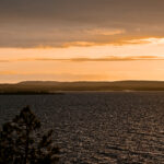 Inari zur Mitternachtssonne © Visit Inari