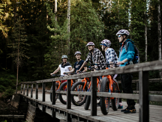 Fahrradtour im Nuuksio Nationalpark © Hanna Saari, Visit Espoo