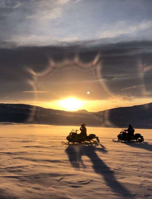 Schneemobiltour durch Finnisch Lappland