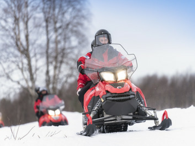 Schneemobiltour © Hotel Ivalo