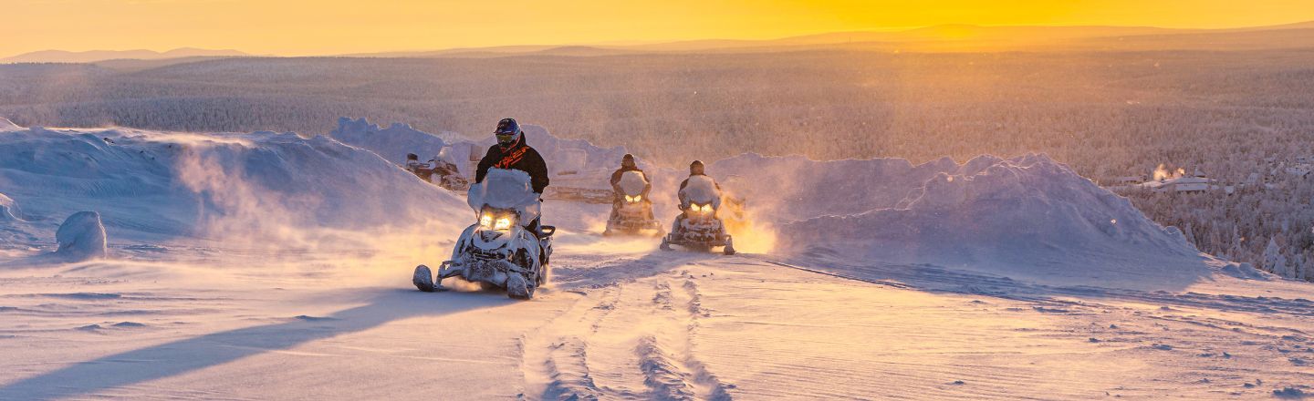 Motorschlitten in Finnland © Star Arctic Saariselkä