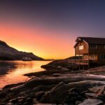 Hurtigruten auf dem Wasser vor den Lofoten © Hurtigruten