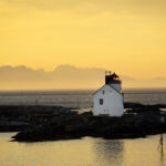 Leuchtturm Værøy Lofoten © Christine Baglo - Visit Norway