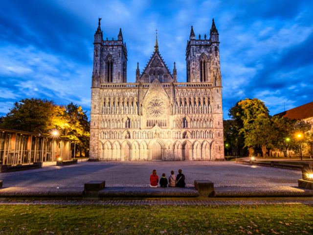 Nidarosdom Trondheim © Sven-Erik Knoff - Visit Norway