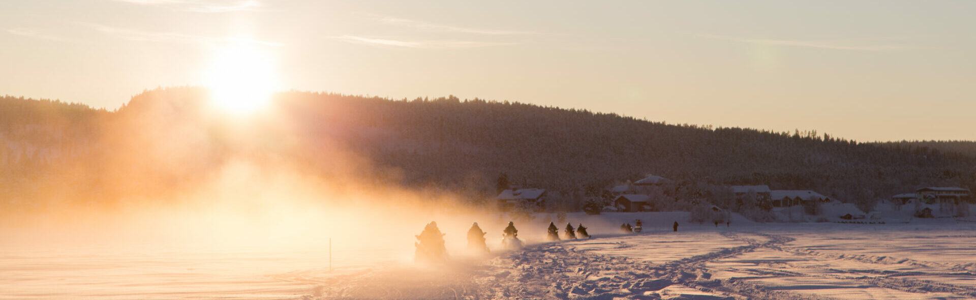 Schneemobiltour © Visit Inari