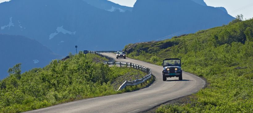 Autofahrt in Norwegen © Bård Løken - www.nordnorge.com