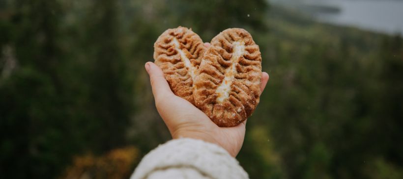 Karelische Piroggen © aitojamakuja.fi / Julia Kivelä