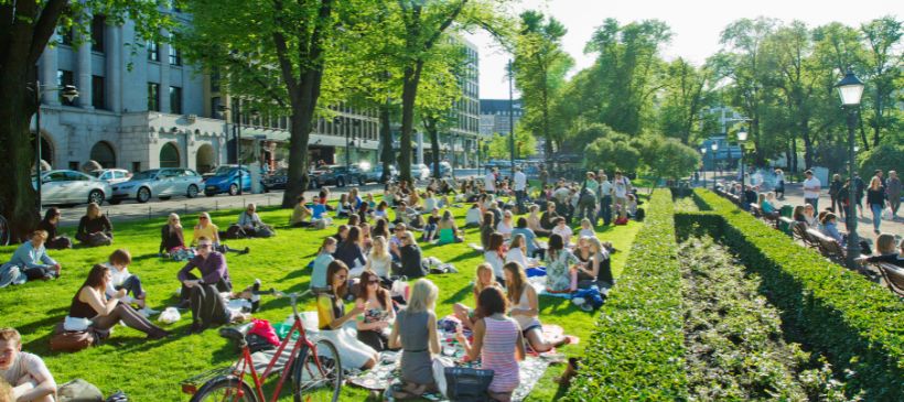 Esplanade Park in Helsinki © Lauri Rotko / Helsinki Partners